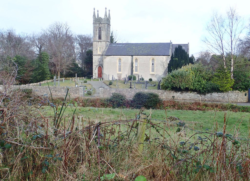 Copyright: Eric Jones. License: cc-by-sa/2.0. Source: https://www.geograph.ie/photo/5687759